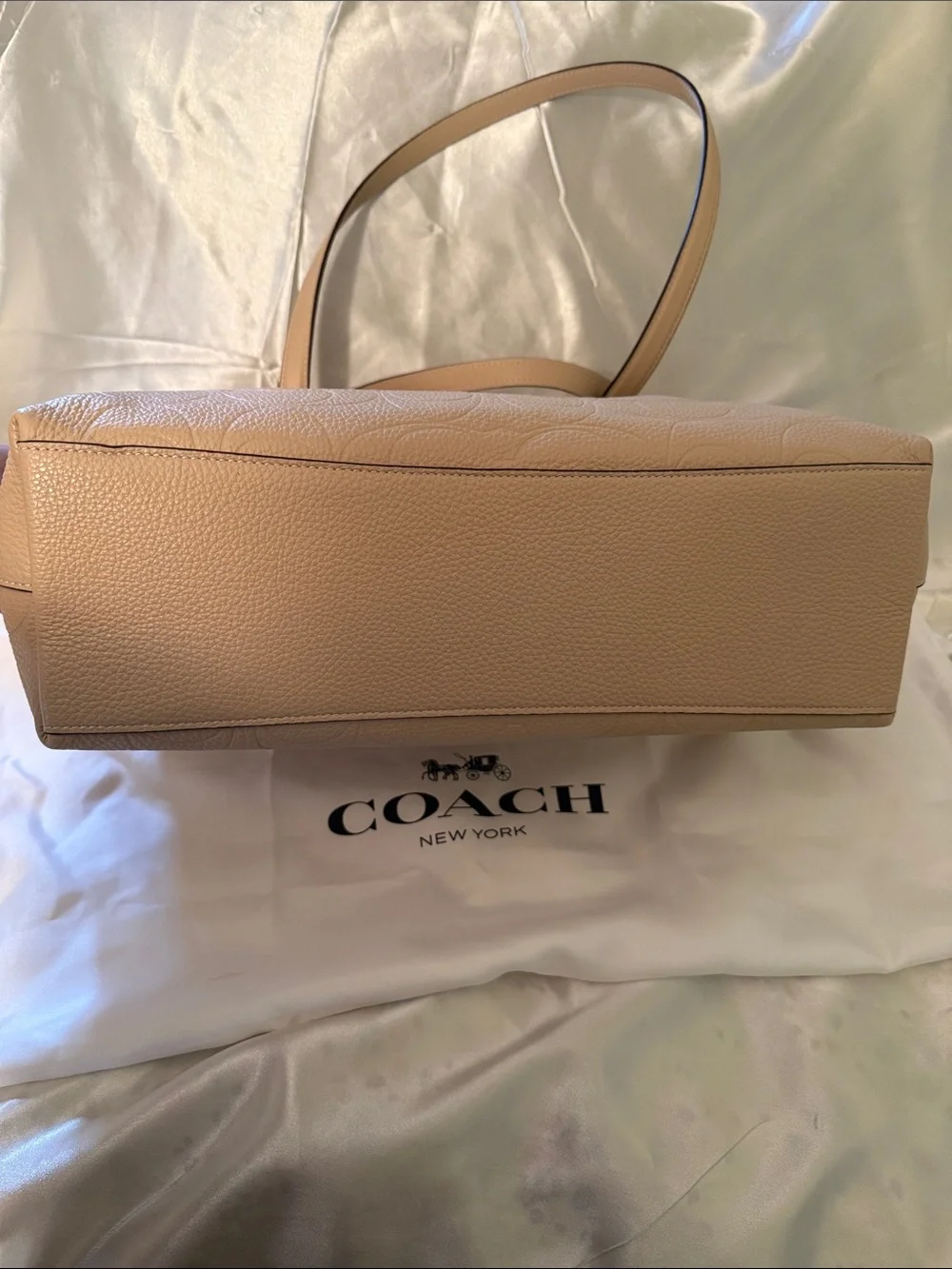 🧡Coach NWT Oat Embossed Pebble Leather Station Tote Bag with Gold Hardware
